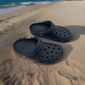 Crocs Slip On Classic Lightweight Clogs Shoes Unisex Mens 6-7 Womens 8-9 Black